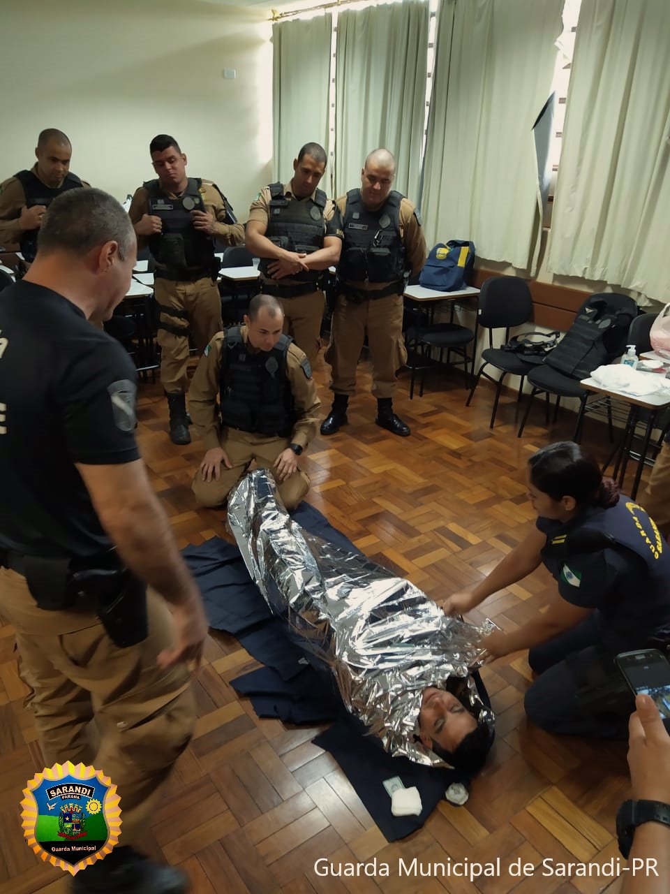 GM e PM de Sarandi participam de curso para situação de alto risco 